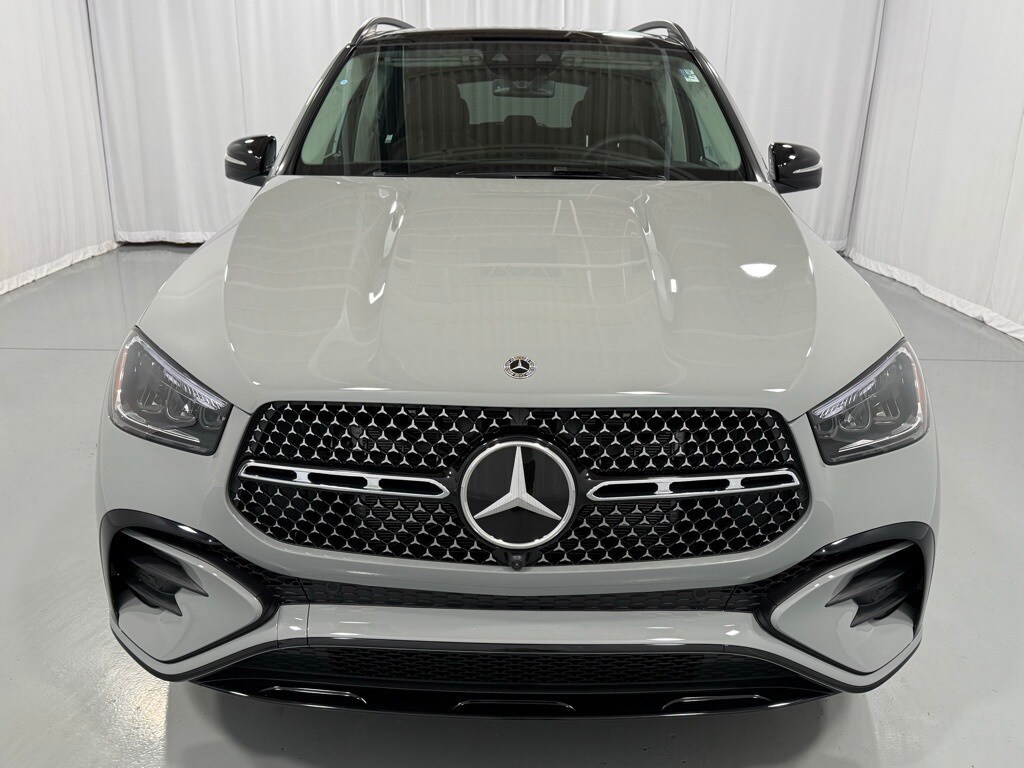 2026 Mercedes Benz GLE 450 4MATIC photo 3