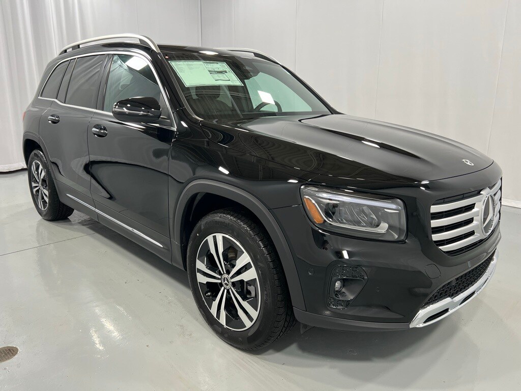 2025 Mercedes Benz GLB 250 4MATIC photo 4