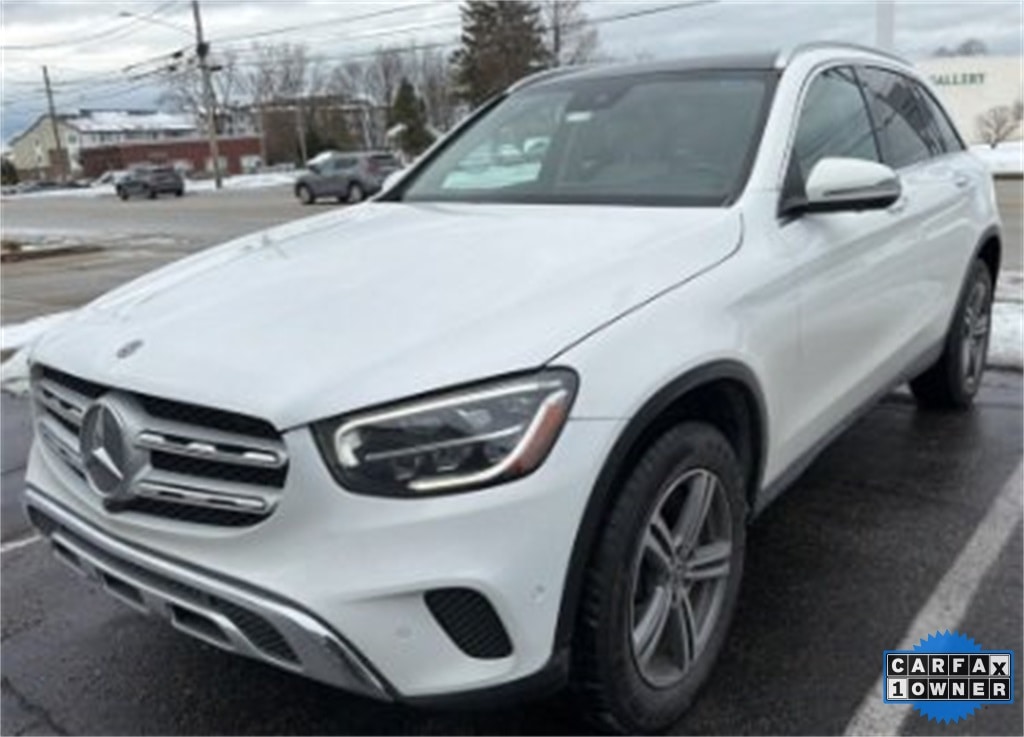 2022 Mercedes-Benz GLC GLC300's photo