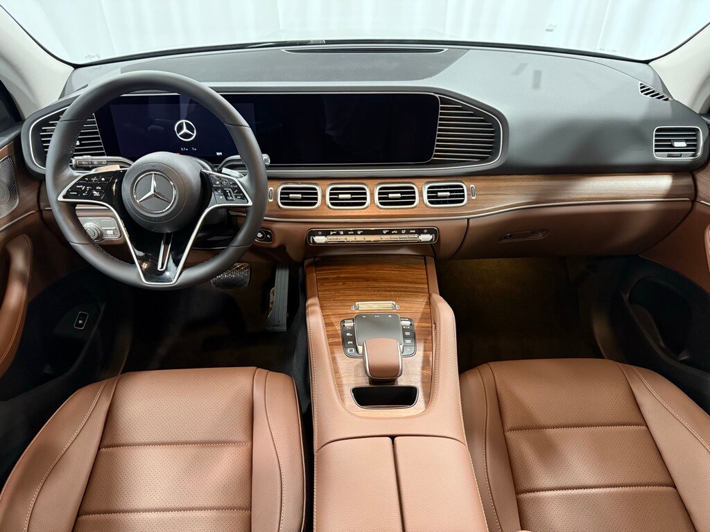 2026 Mercedes Benz GLE 450 4MATIC photo 2