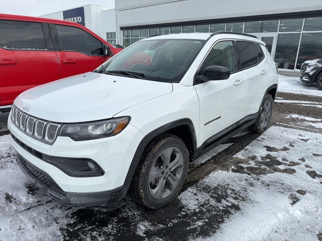 2022 Jeep Compass Latitude Lux 4WD
