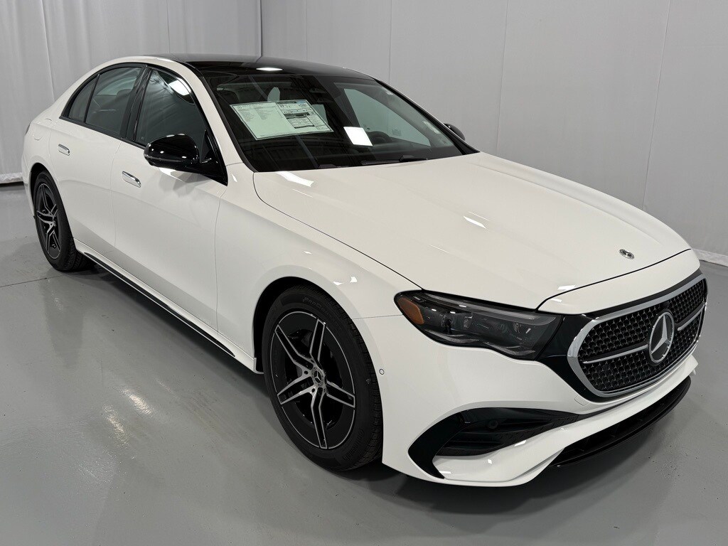 2026 Mercedes Benz E 4MATIC Sedan photo 4