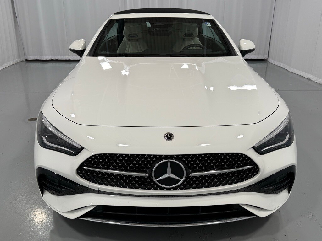 2025 Mercedes Benz CLE 450 4MATIC photo 3