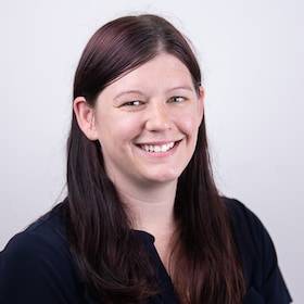 Staff member Kelly Overstreet from ID_6b5dc0