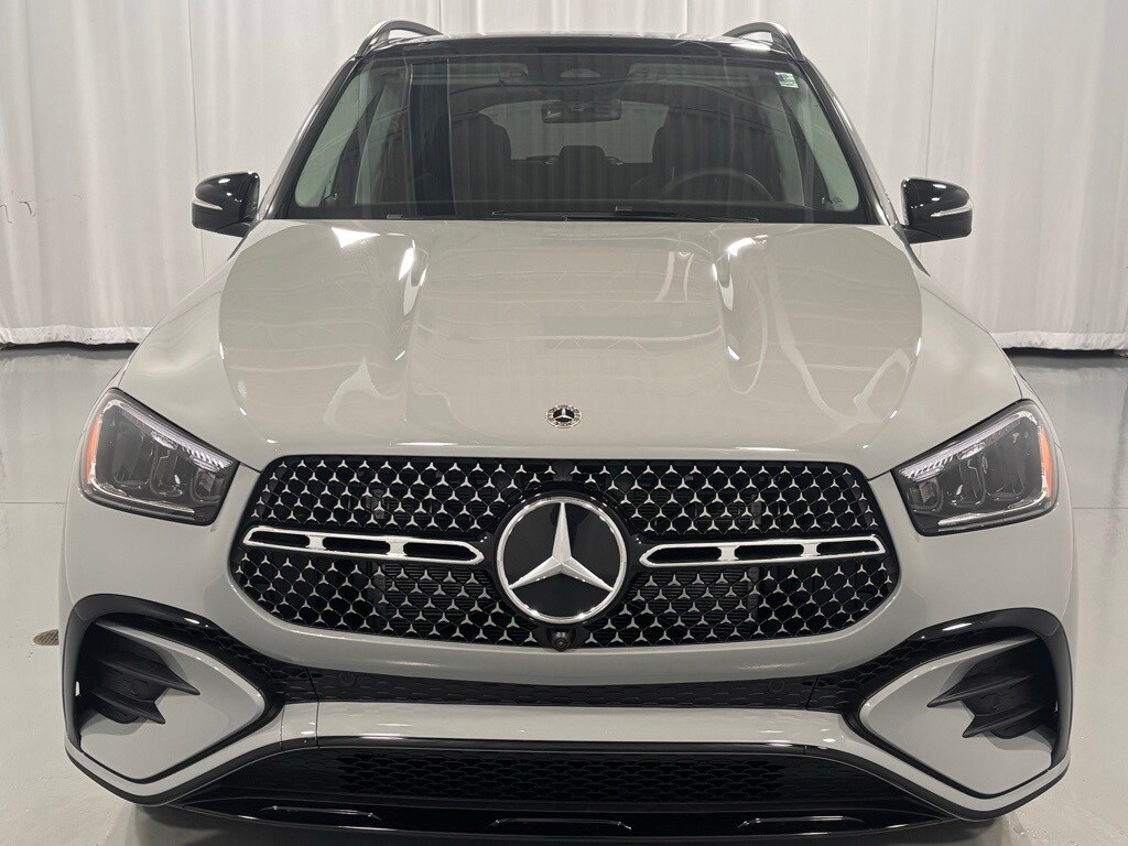2026 Mercedes Benz GLE 350 4MATIC photo 3
