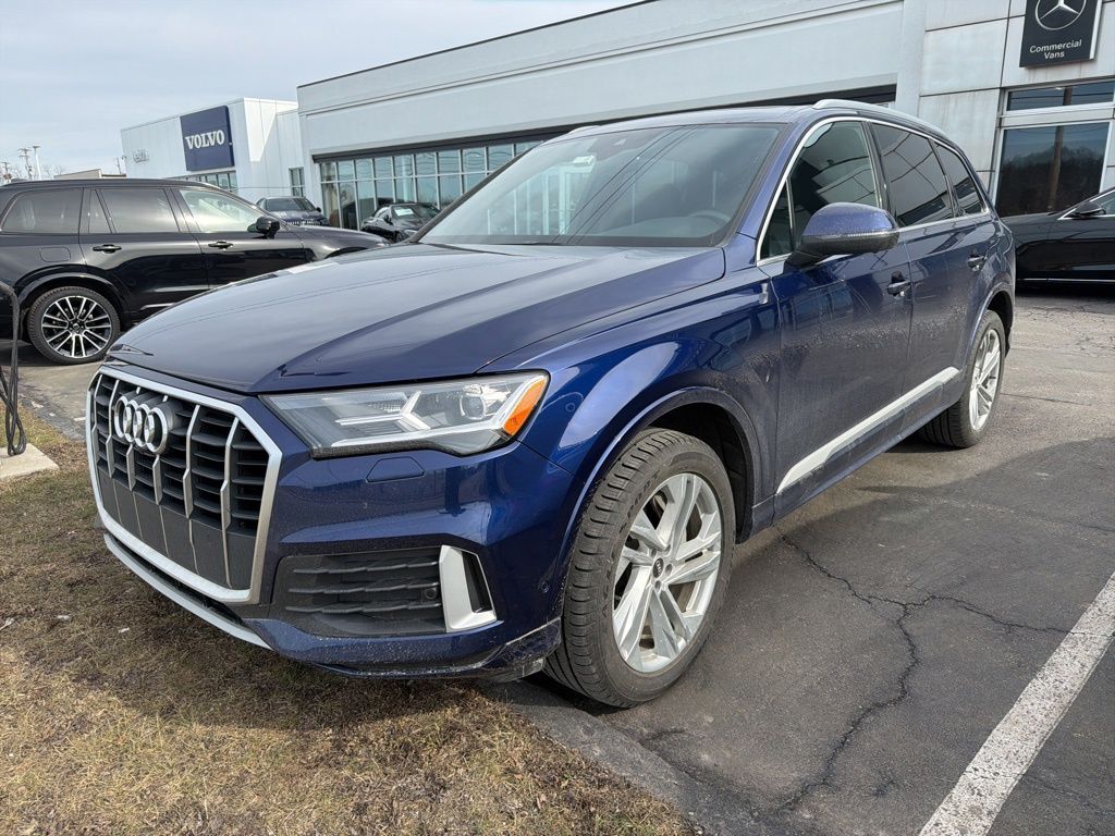 2021 Audi Q7 quattro Premium Plus 45 TFSI