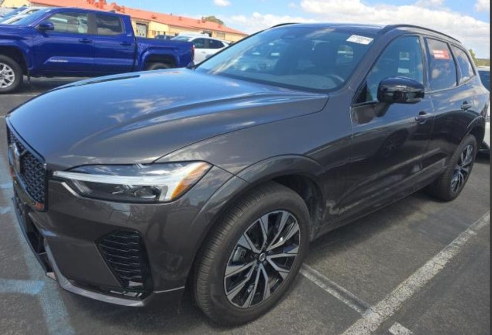 2025 Volvo XC60 B5 Core Dark AWD's photo