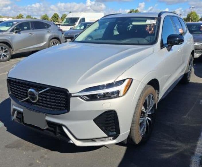 2025 Volvo XC60 B5 Core Dark AWD's photo