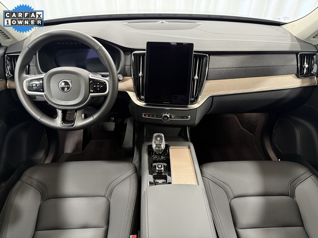 Used 2025 Volvo XC90 B5 (2025.5) Plus SUV