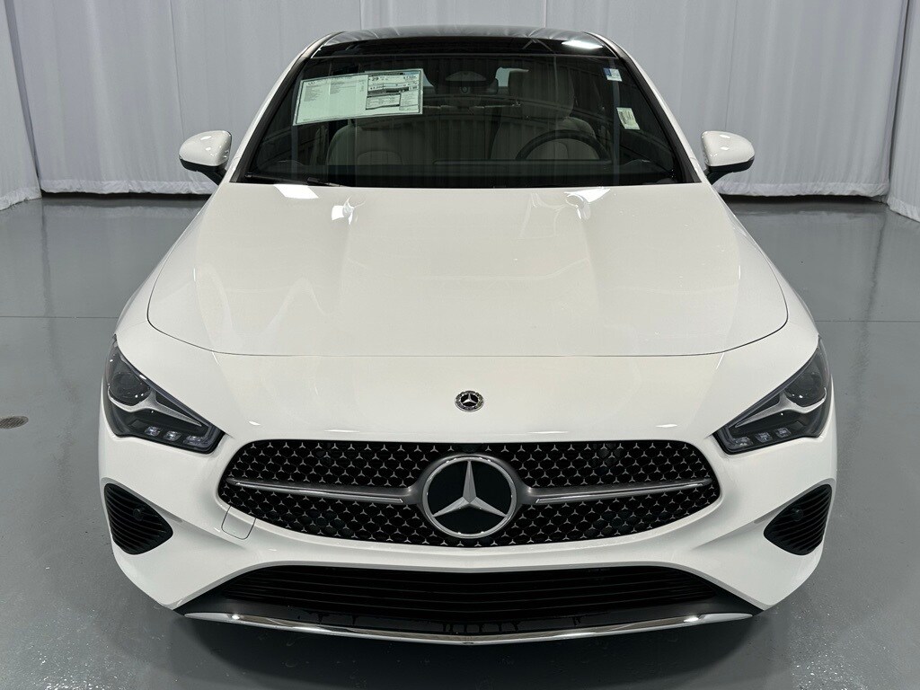 2025 Mercedes Benz CLA 250 photo 3