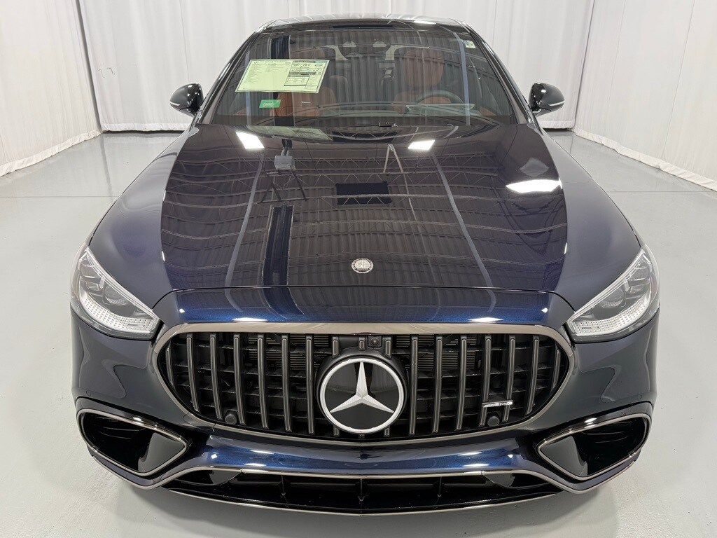 2026 Mercedes Benz S AMG 63 e 4MATIC photo 3