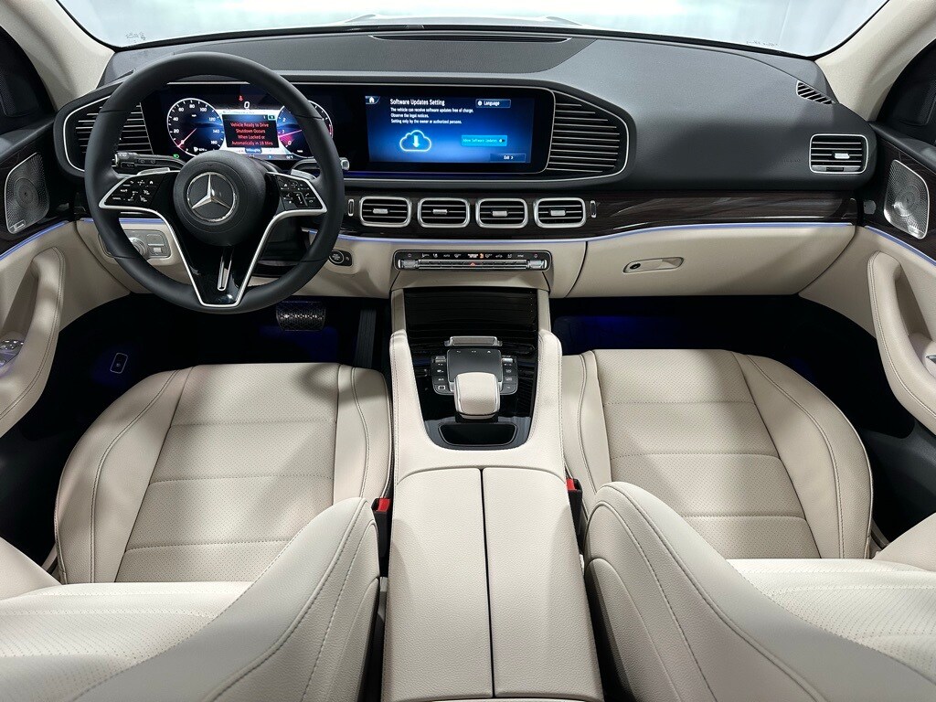 2025 Mercedes Benz GLE 350 photo 2