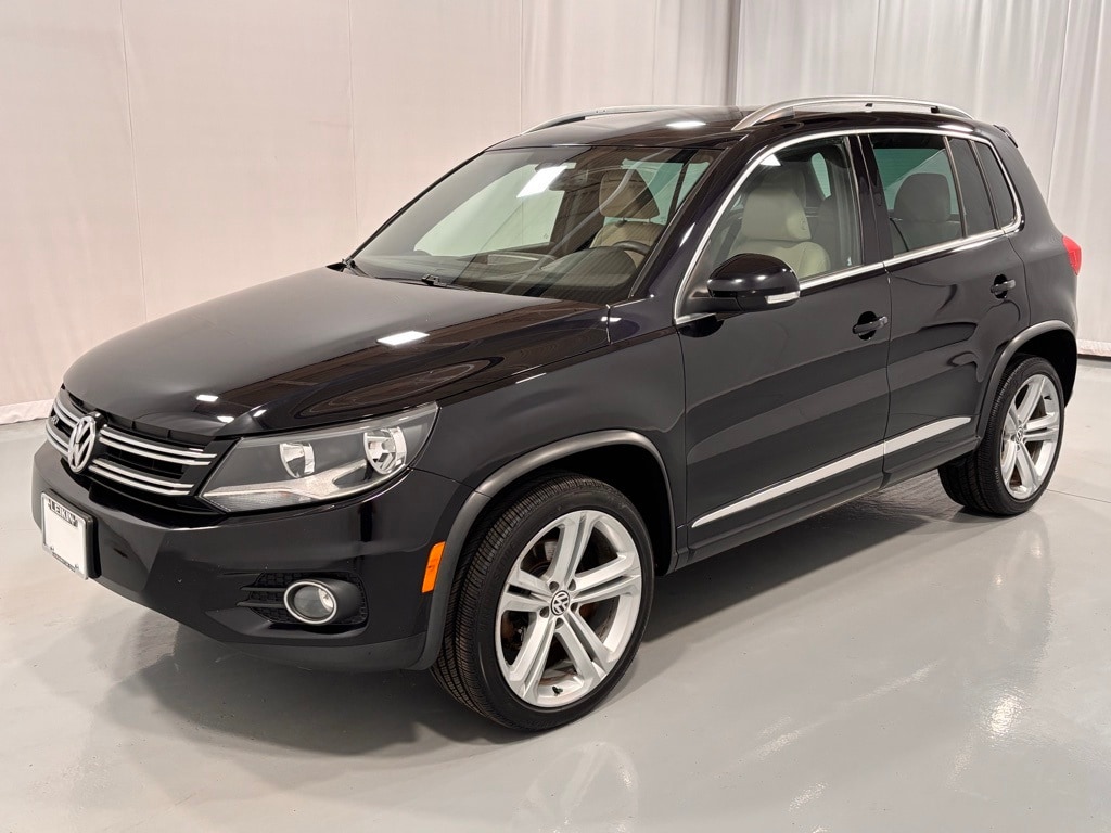 2016 Volkswagen Tiguan R-Line