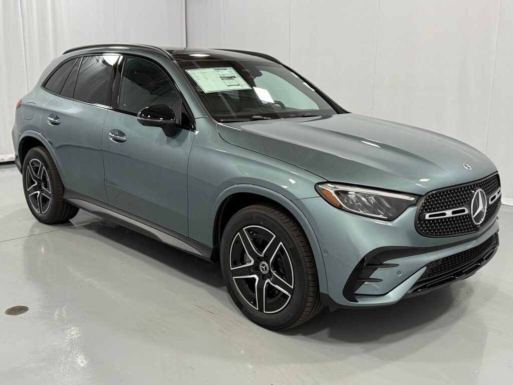2026 Mercedes Benz GLC 300 4MATIC photo 4