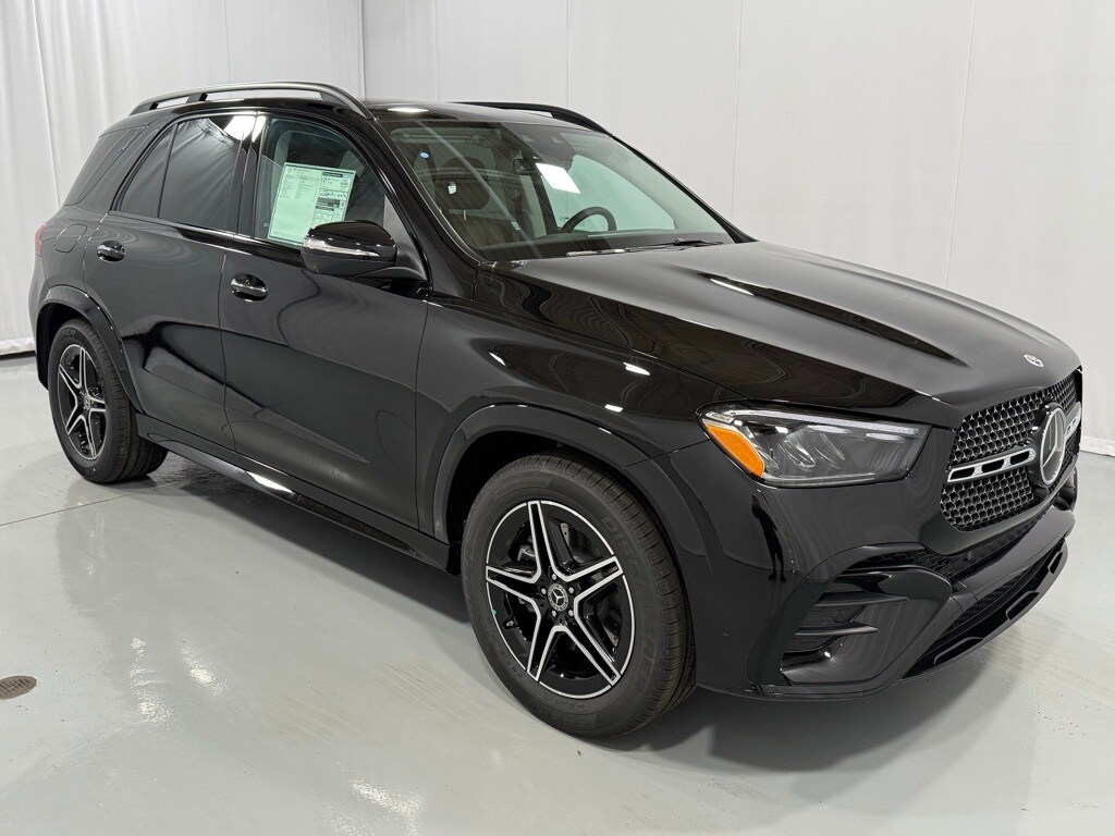 2026 Mercedes Benz GLE 450 4MATIC photo 3
