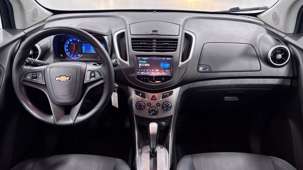 Used 2016 Chevrolet Trax LT with VIN 3GNCJLSB5GL259369 for sale in Willoughby, OH
