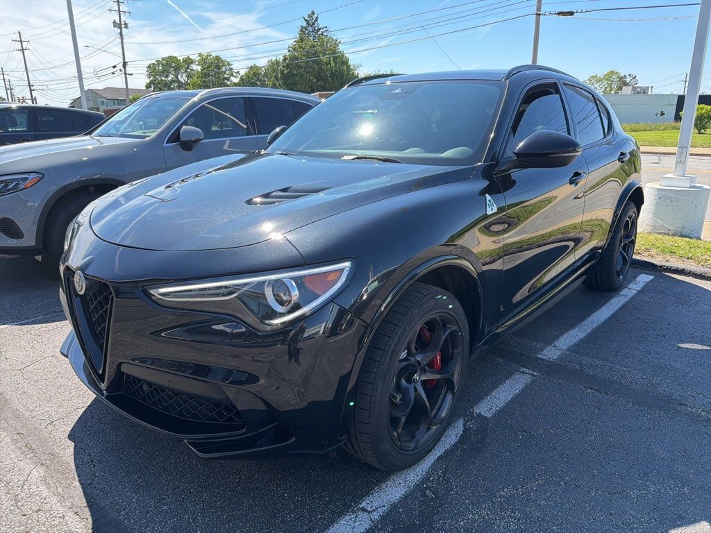 2022 Alfa Romeo Stelvio Quadrifoglio AWD's photo