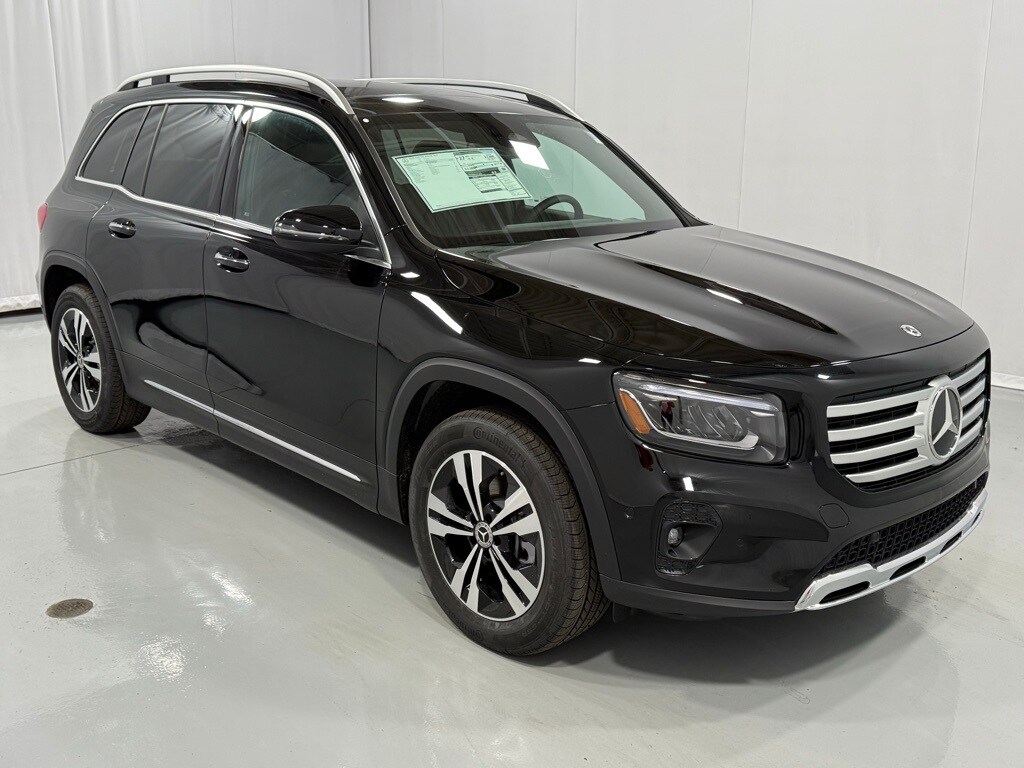 2026 Mercedes Benz GLB 250 4MATIC photo 4