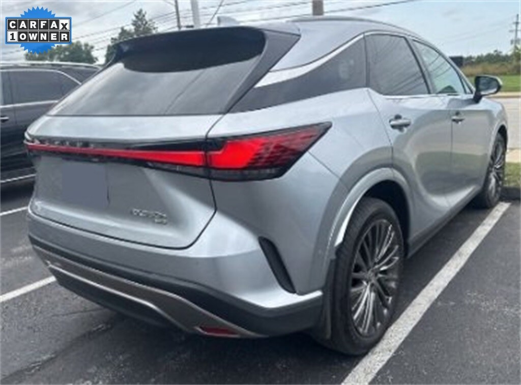 2023 Lexus RX 350h Luxury AWD photo 3