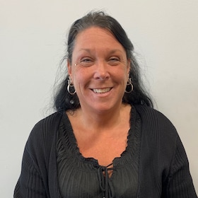 Staff member Melaine Simons from ID_6b5dc0