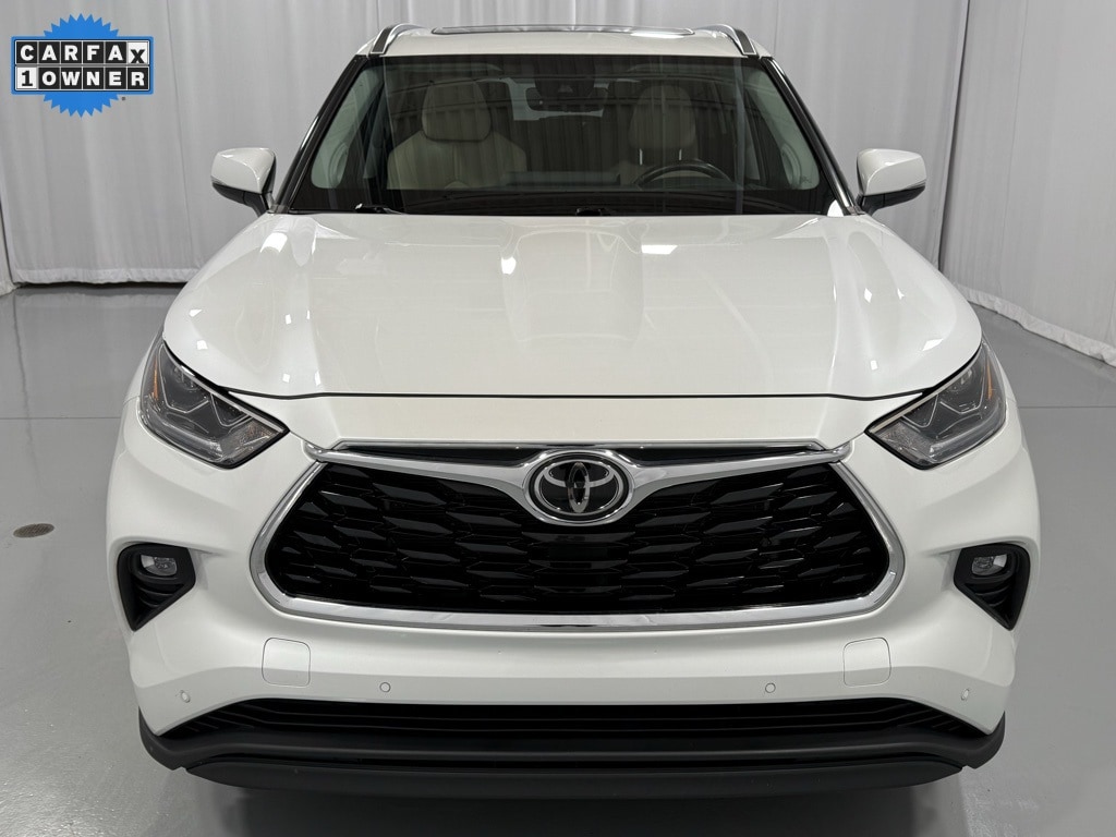 Used 2023 Toyota Highlander Limited SUV