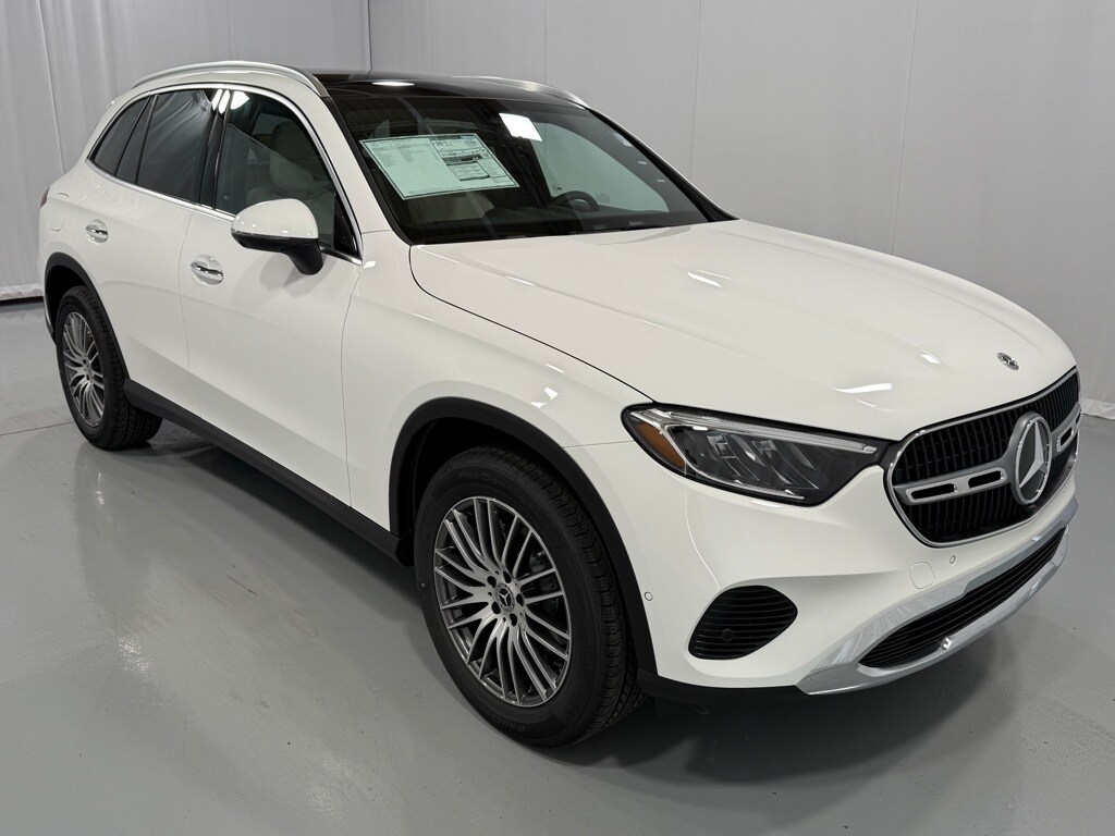 2026 Mercedes Benz GLC 300 4MATIC photo 4
