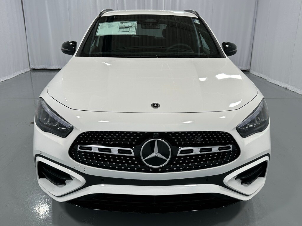 2025 Mercedes Benz GLA 250 4MATIC photo 3