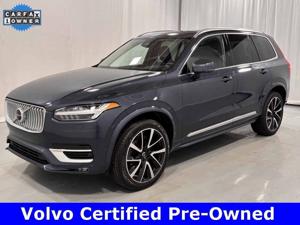 2023 Volvo XC90 Plus's photo