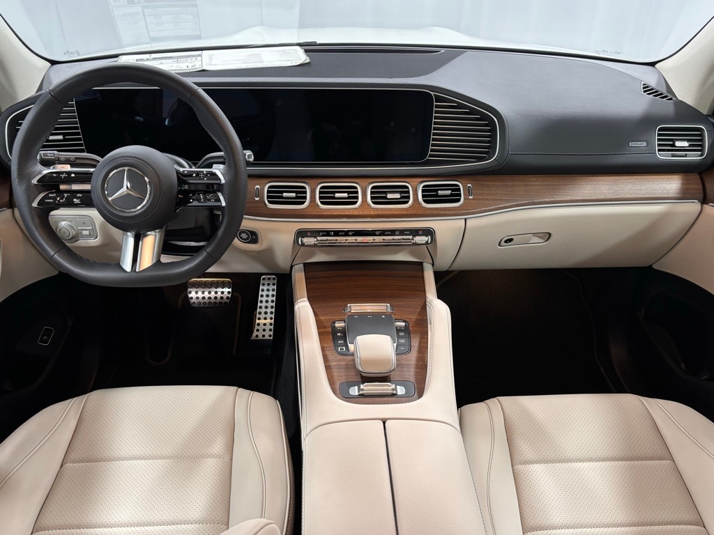New 2025 Mercedes-Benz GLS 450 4MATIC SUV