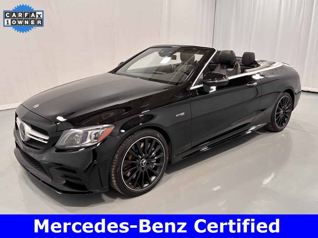 2023 Mercedes-Benz C-Class Cabriolet AMG C43's photo