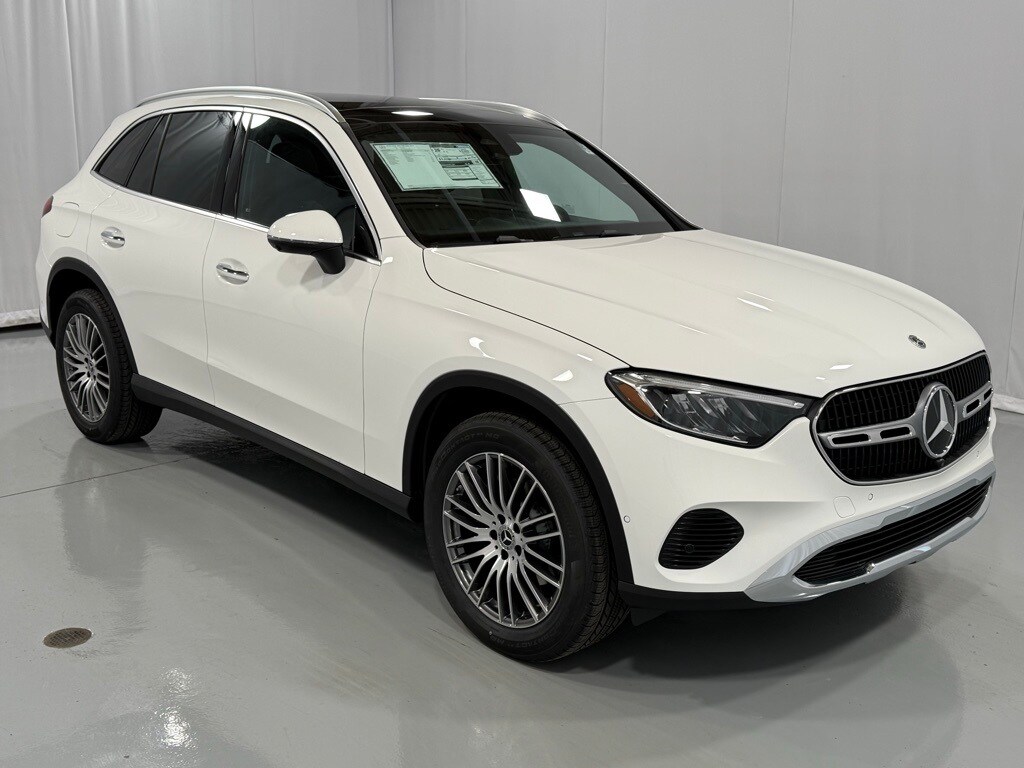 2026 Mercedes Benz GLC 300 4MATIC photo 4