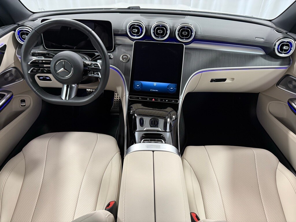 2025 Mercedes Benz CLE 450 4MATIC photo 2