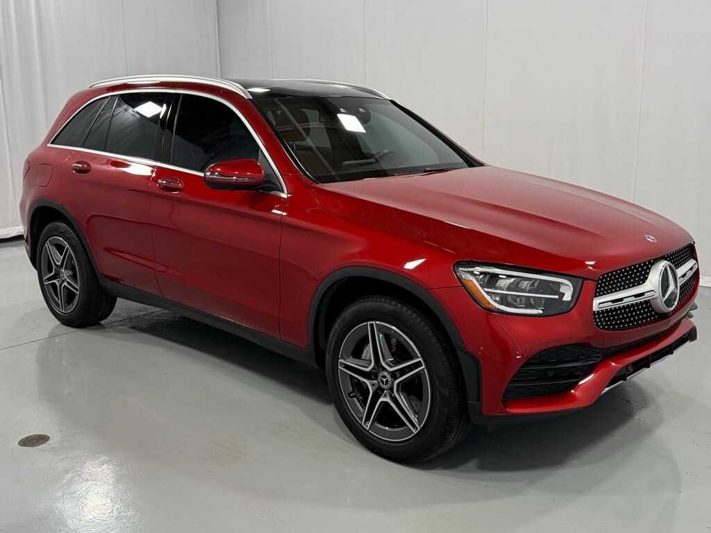 2020 Mercedes Benz GLC 300 photo 2