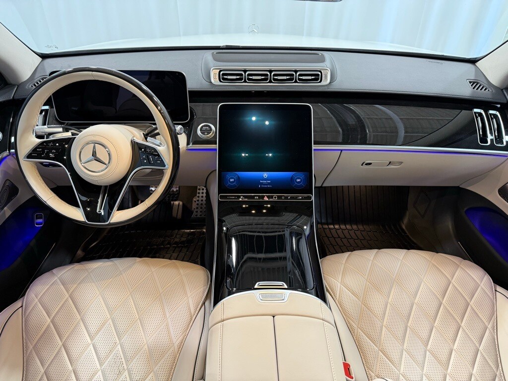 2024 Mercedes Benz S 580 photo 2