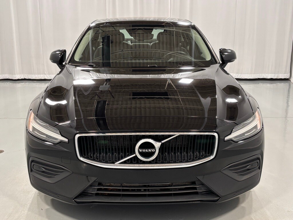 Used 2019 Volvo S60 T5 Momentum Sedan