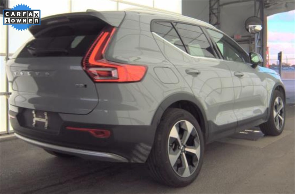 Used 2025 Volvo XC40 B5 Plus Bright Theme SUV