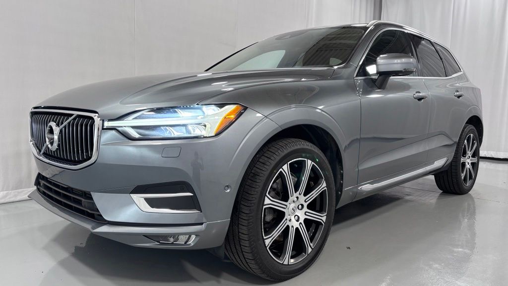 Used 2018 Volvo XC60 Inscription with VIN YV4A22RL8J1049026 for sale in Willoughby, OH