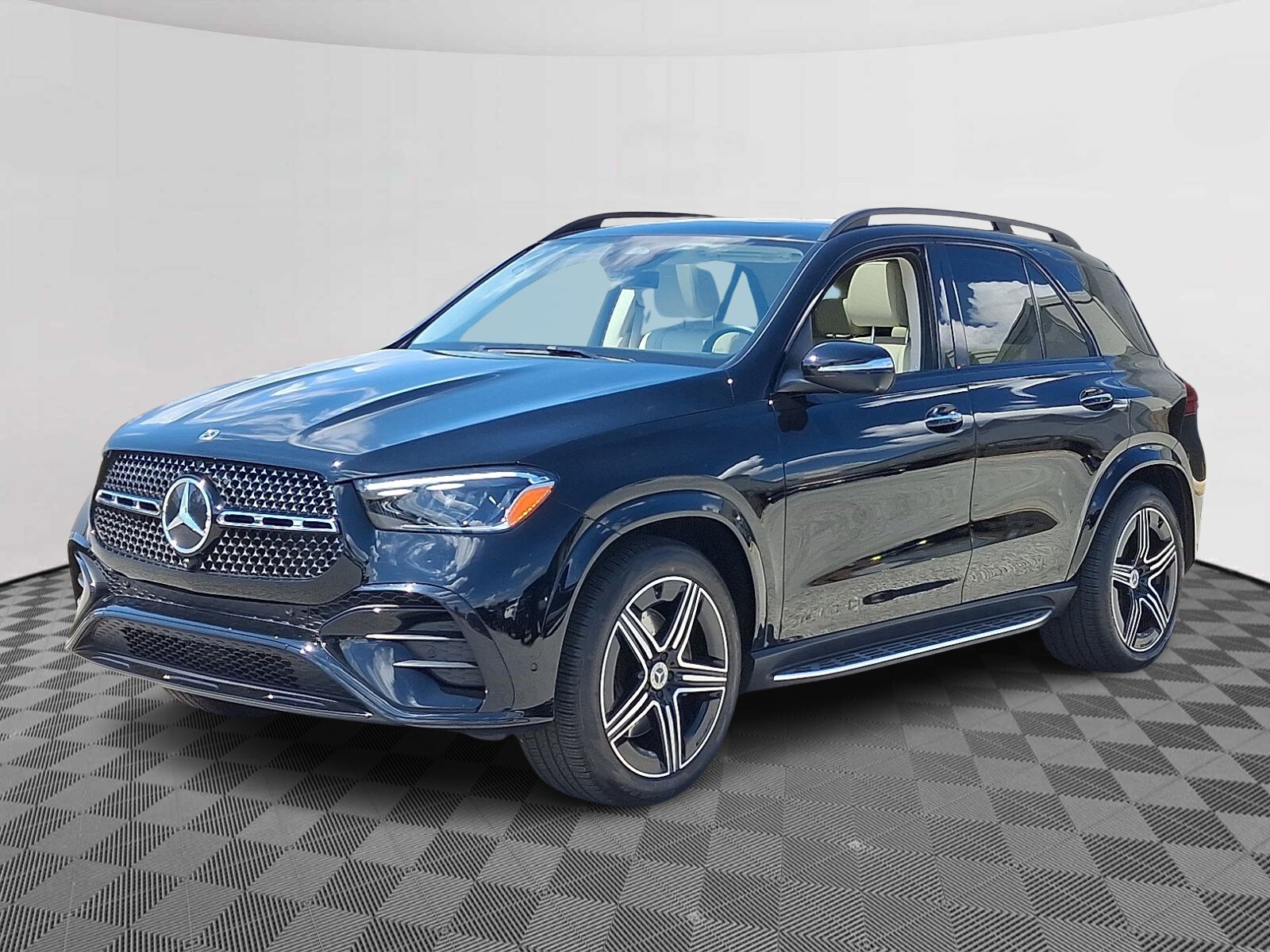2024 Mercedes Benz GLE 350 4MATIC photo 3