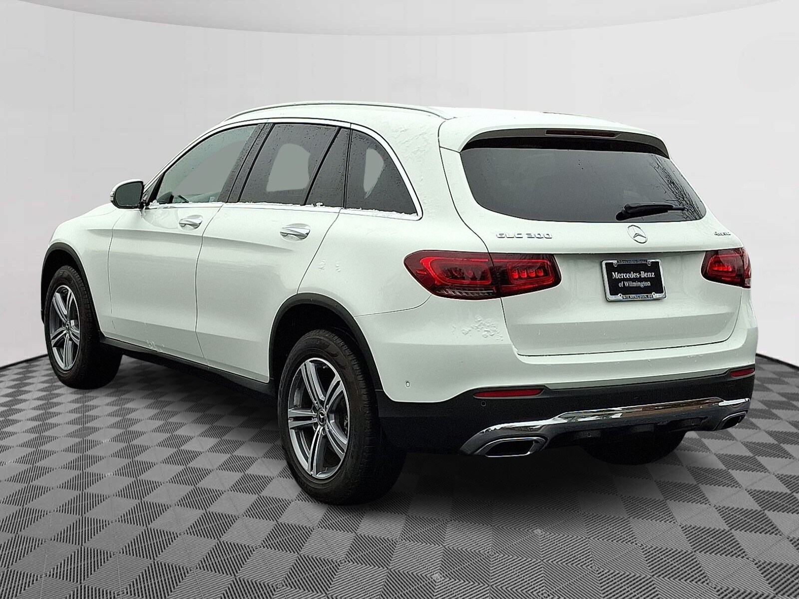 2021 Mercedes Benz GLC 300 4MATIC photo 2