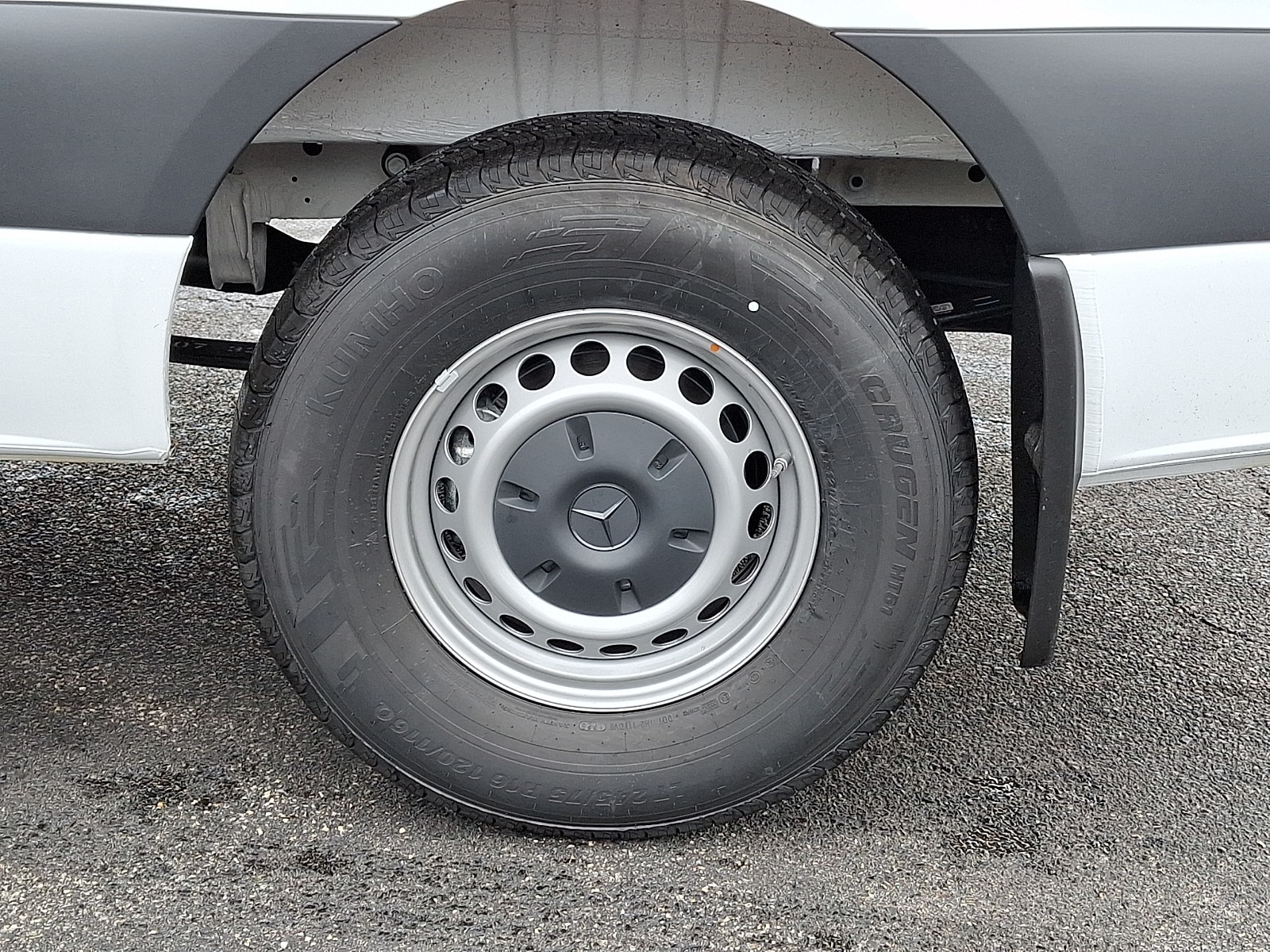 2026 Mercedes-Benz Sprinter Cargo Van Base - Photo 7