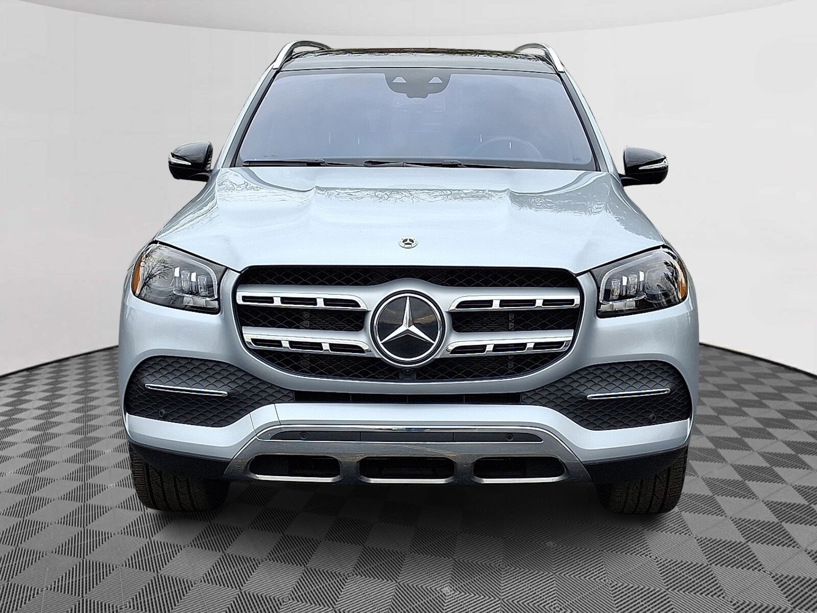 2022 Mercedes Benz GLS 450 4MATIC photo 2