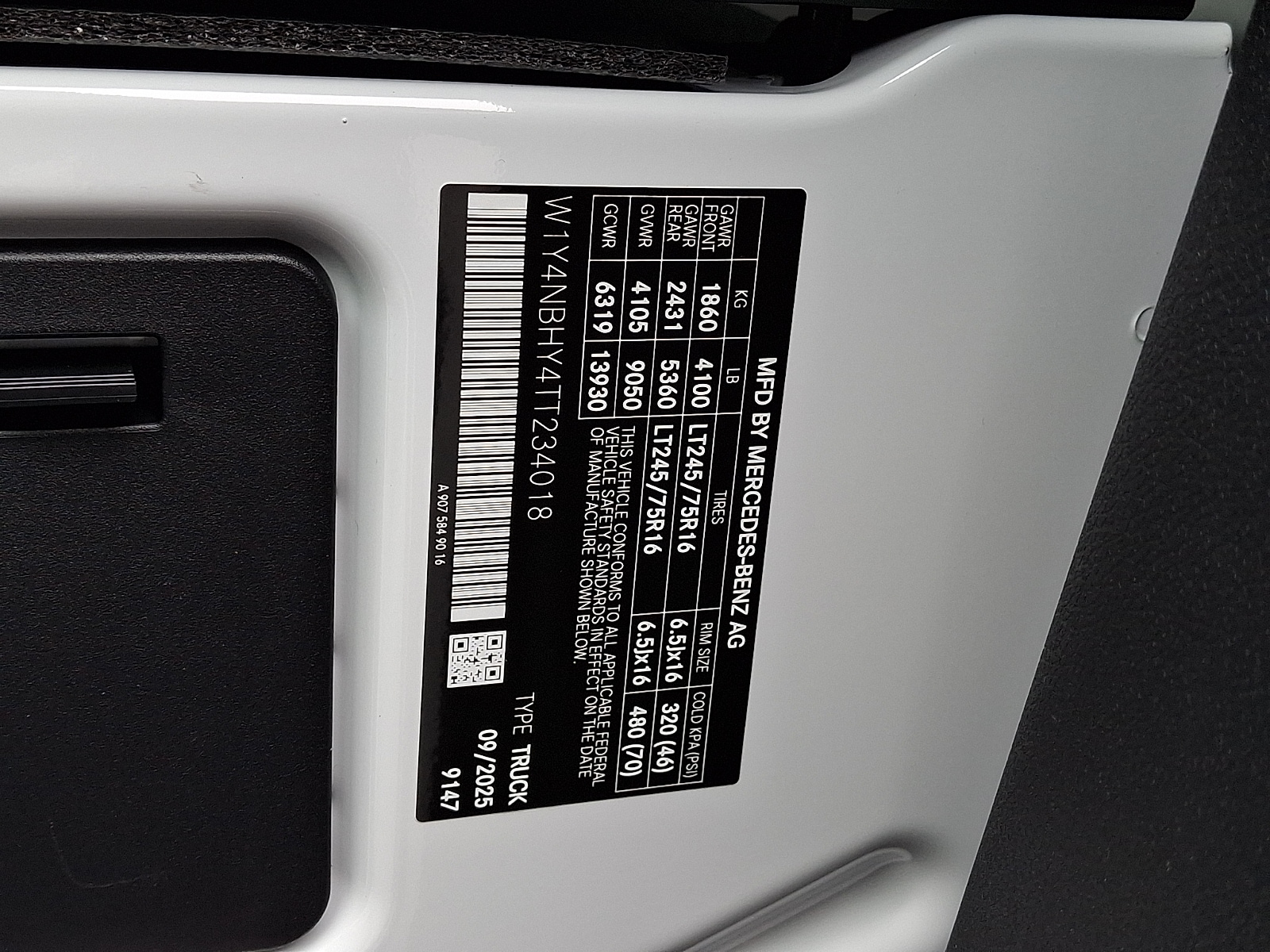 2026 Mercedes-Benz Sprinter Cargo Van Base - Photo 19