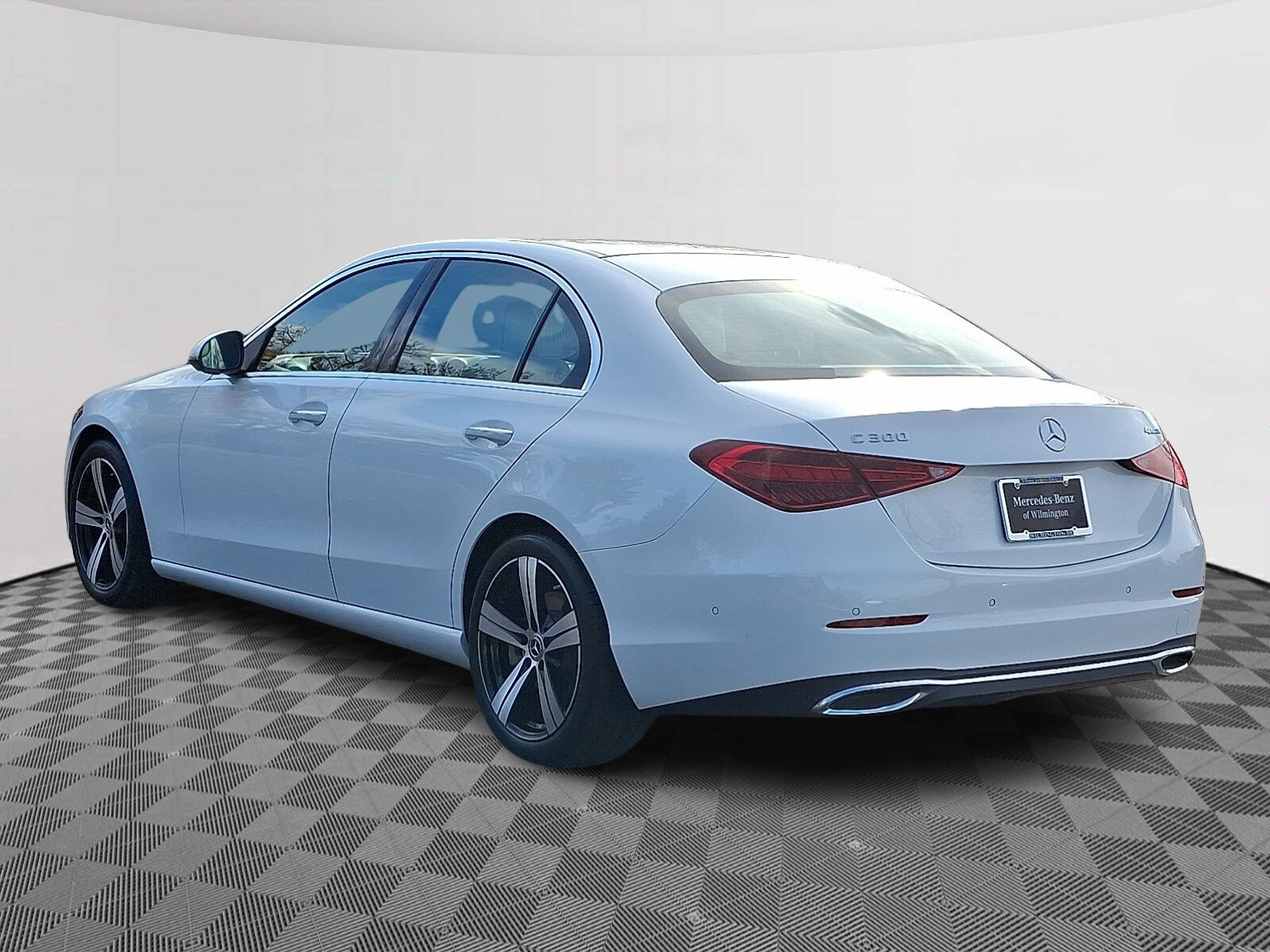 2025 Mercedes Benz C 300 4MATIC Sedan photo 4