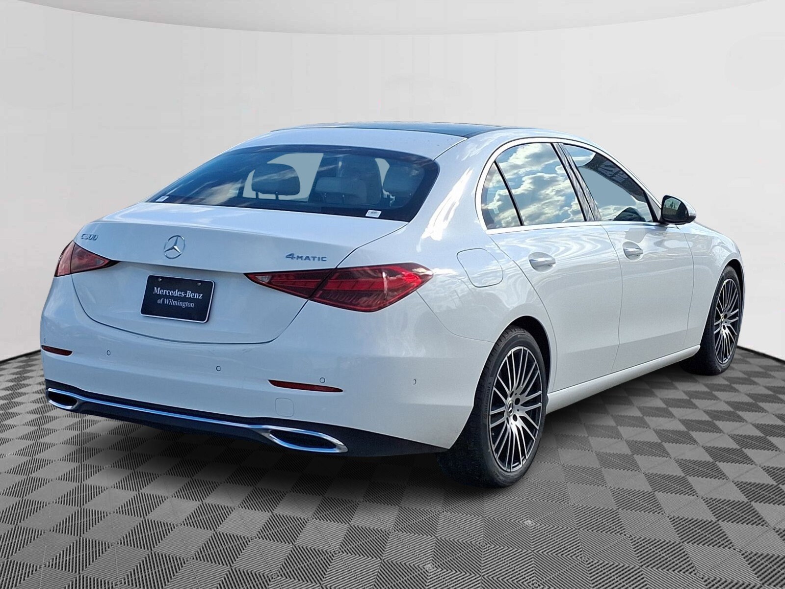 2025 Mercedes Benz C 300 4MATIC photo 4