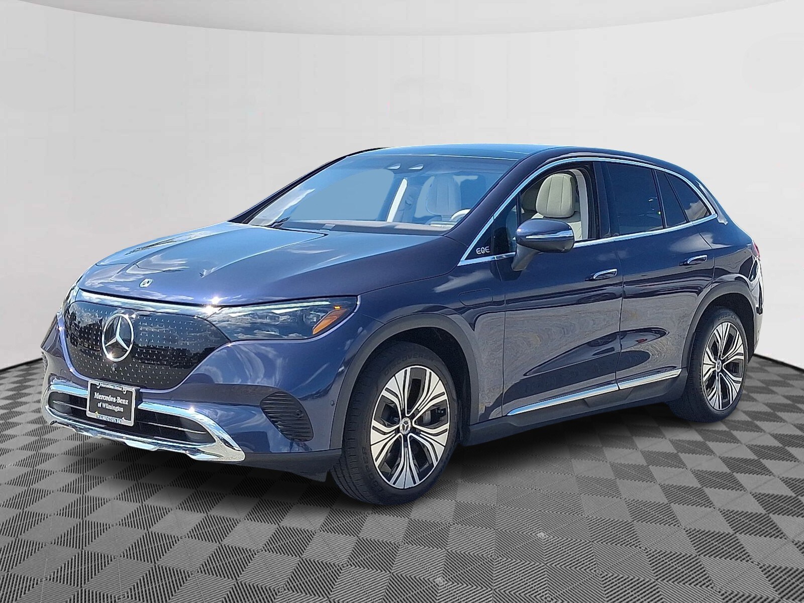 2023 Mercedes Benz 350 4MATIC photo 3