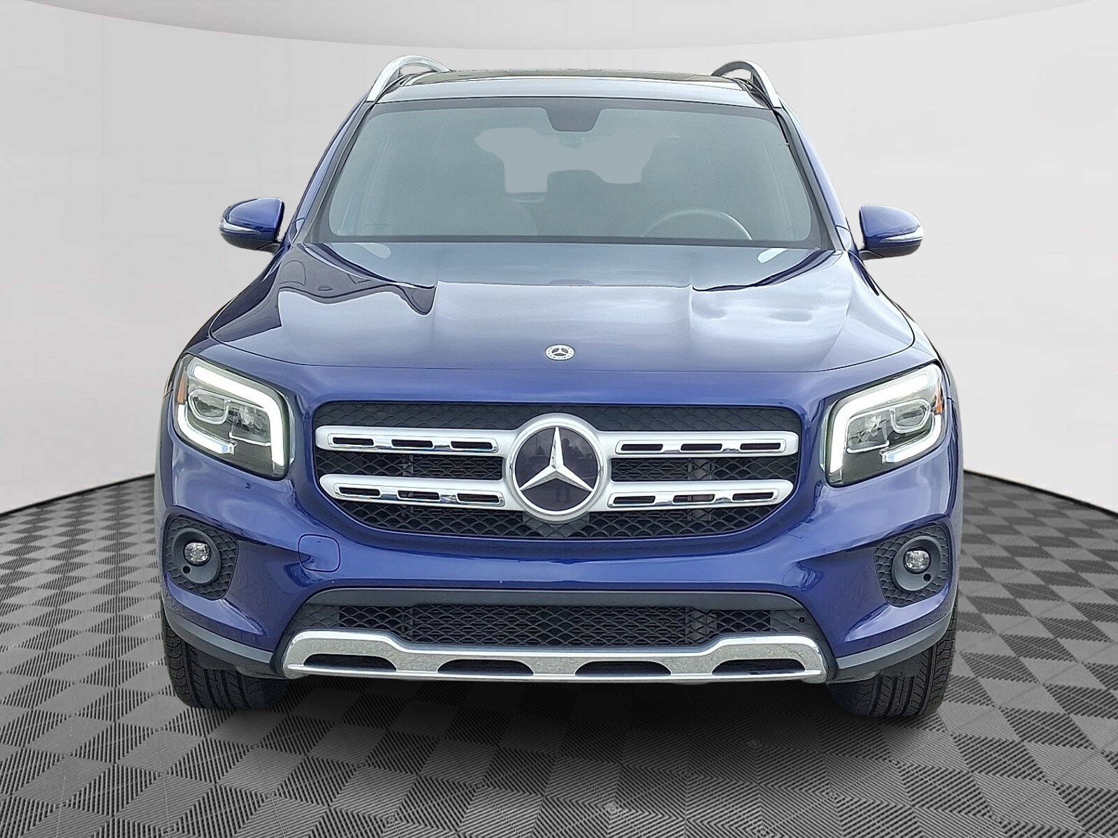 2022 Mercedes Benz GLB 250 4MATIC photo 2