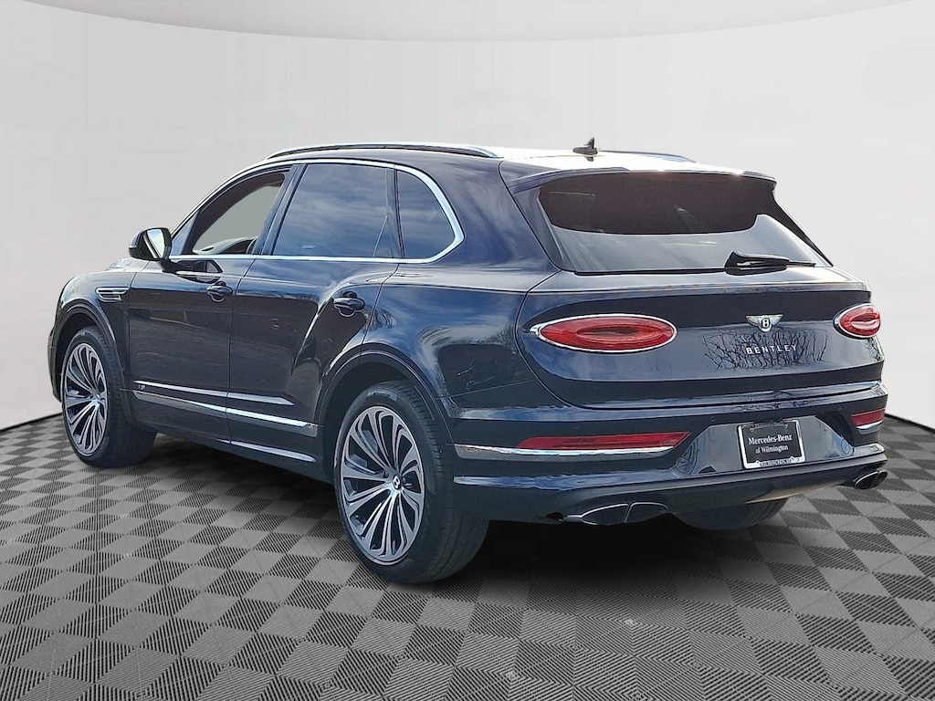Used 2021 Bentley Bentayga V8 SUV