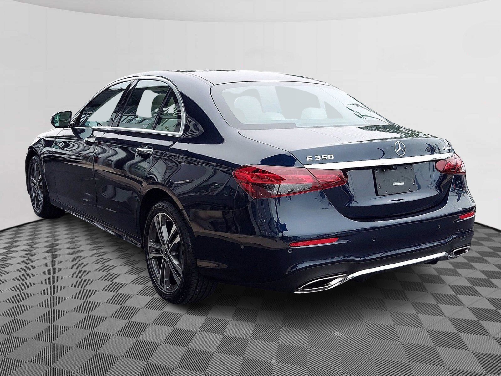 2021 Mercedes Benz E 350 4MATIC Sedan photo 4