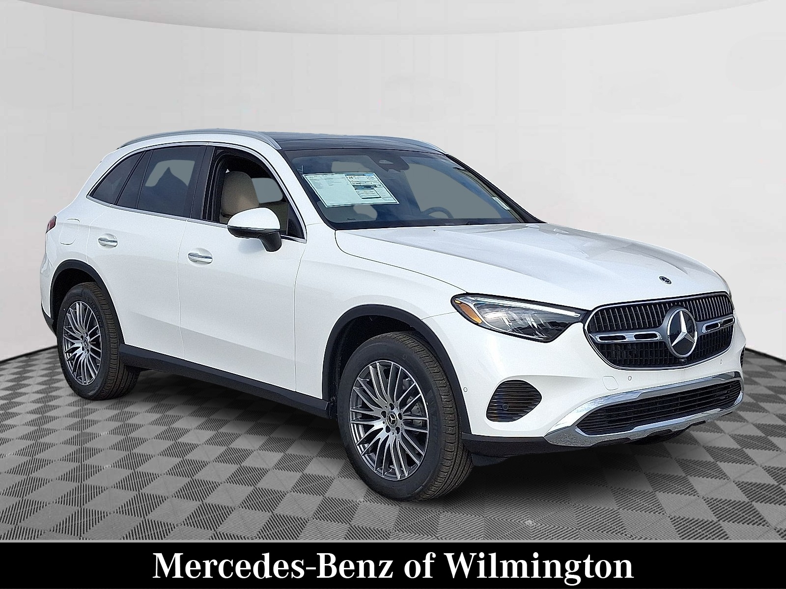 2026 Mercedes-Benz GLC GLC 300 4MATIC's photo