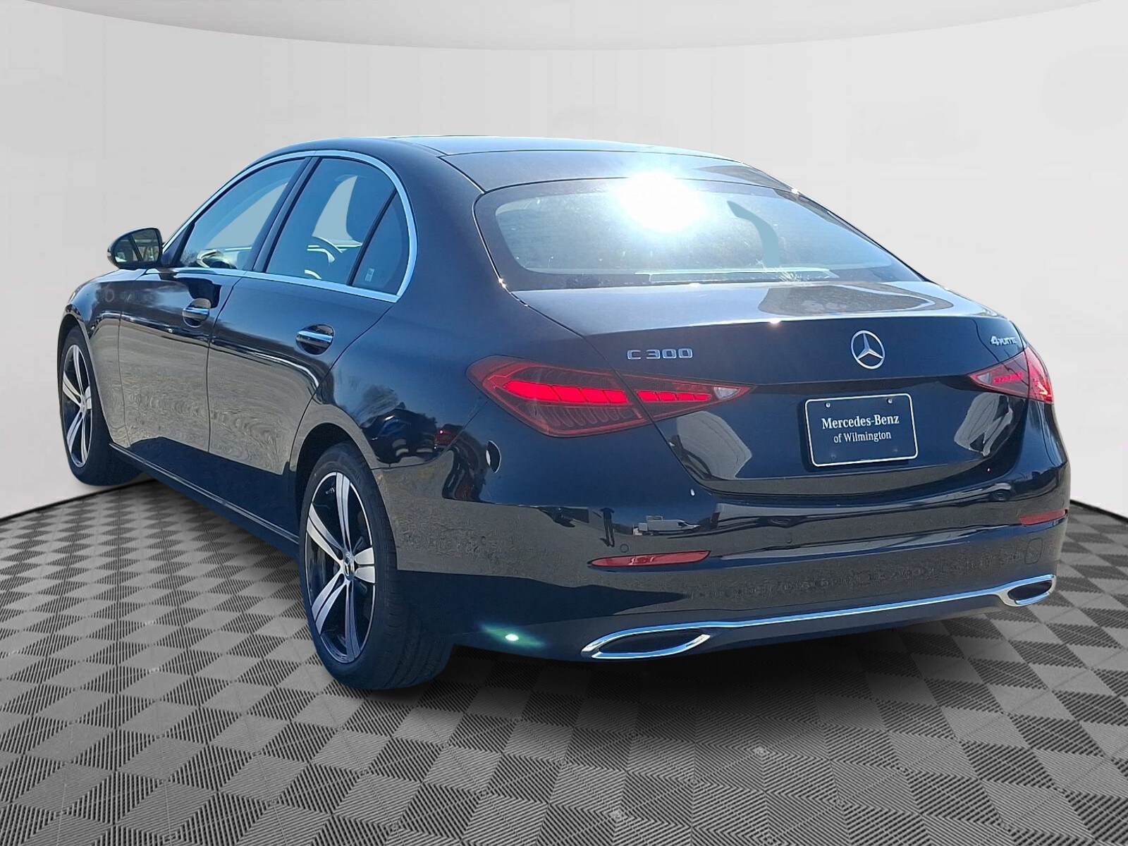 2025 Mercedes Benz C 300 4MATIC photo 2
